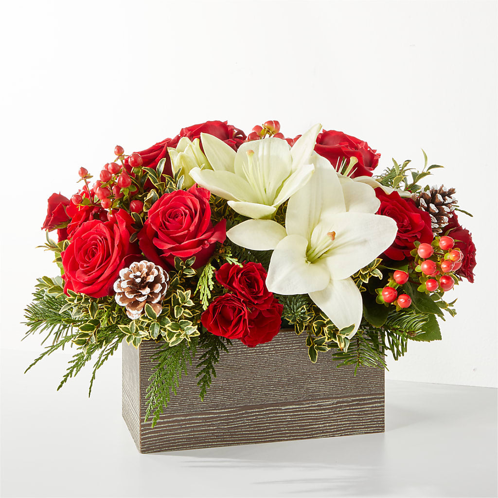 Snowy Wonderland Bouquet – WILL & DEE'S FLORIST, Florence AL