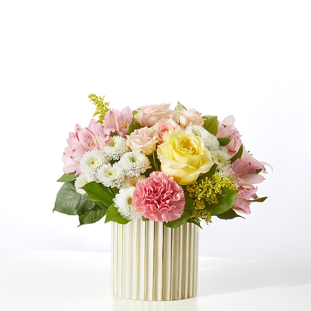 Watercolors Bouquet – WILL & DEE'S FLORIST, Florence AL