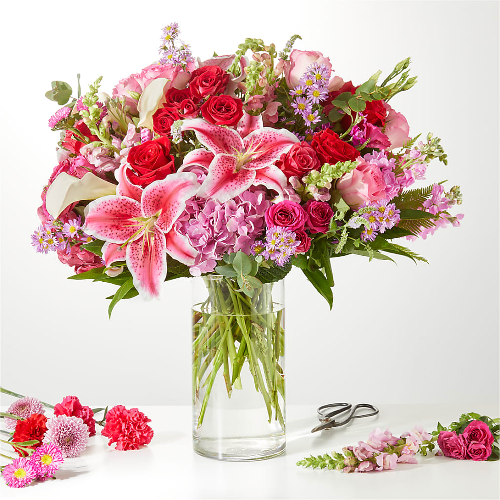 Swooning Over You - A Luxury Florist Original – WILL & DEE'S FLORIST, Florence AL