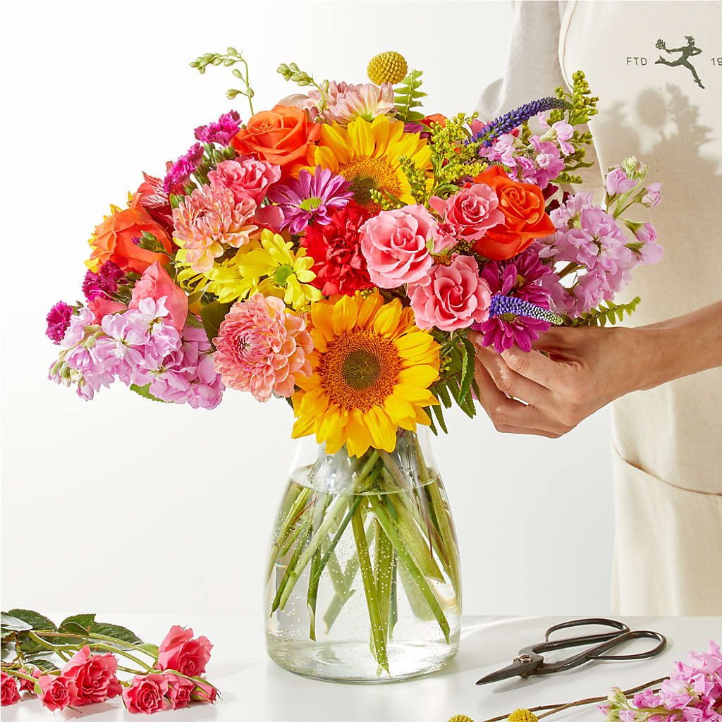 Cue the Confetti - A Florist Original – WILL & DEE'S FLORIST, Florence AL