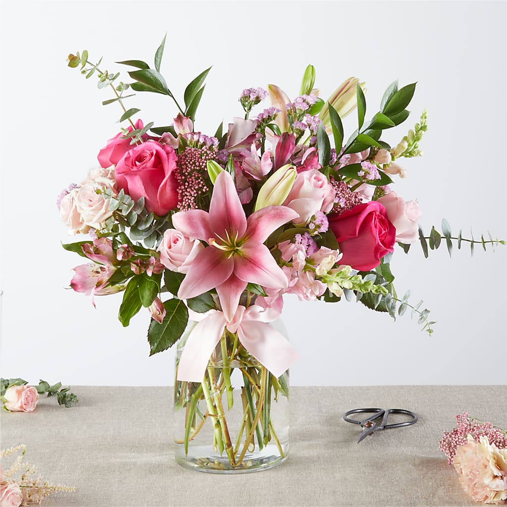 Pink Ribbon - A Florist Original – WILL & DEE'S FLORIST, Florence AL