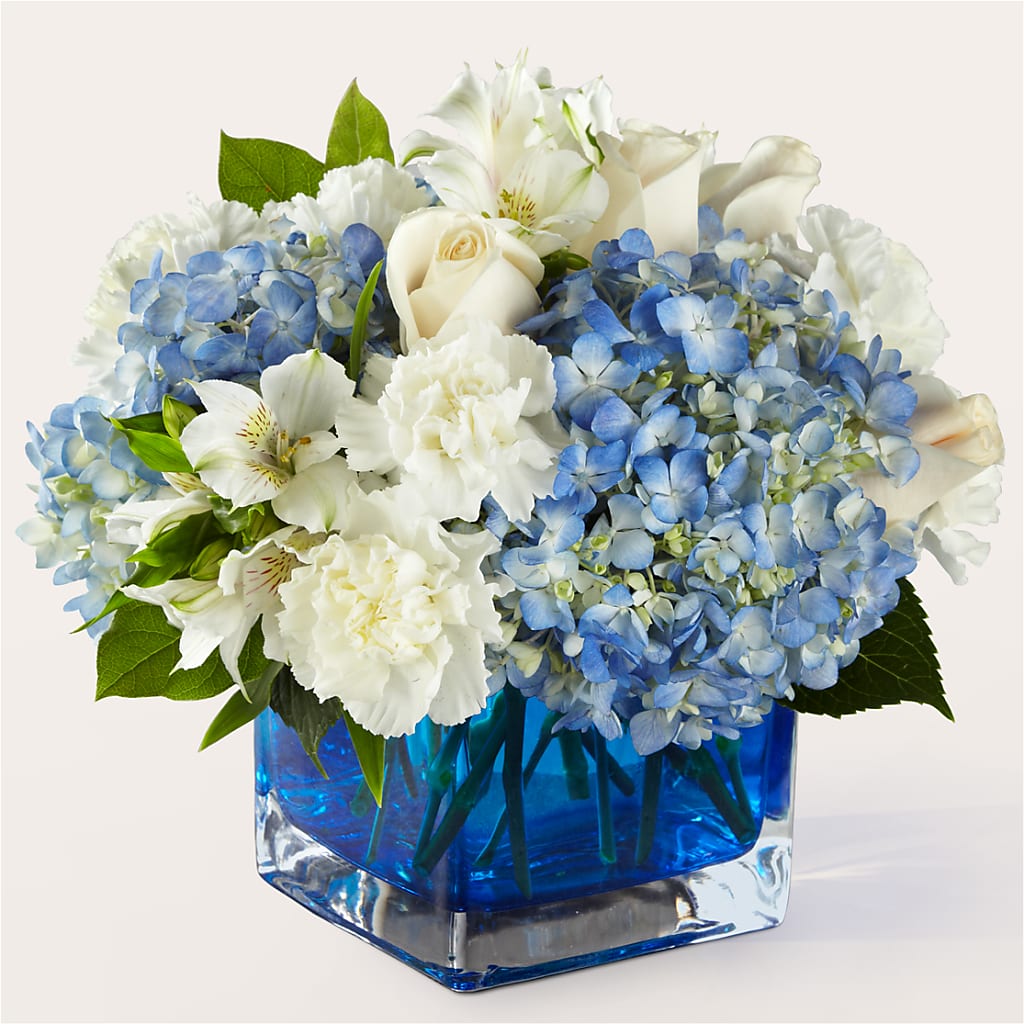 Soothing Waters Bouquet – WILL & DEE'S FLORIST, Florence AL