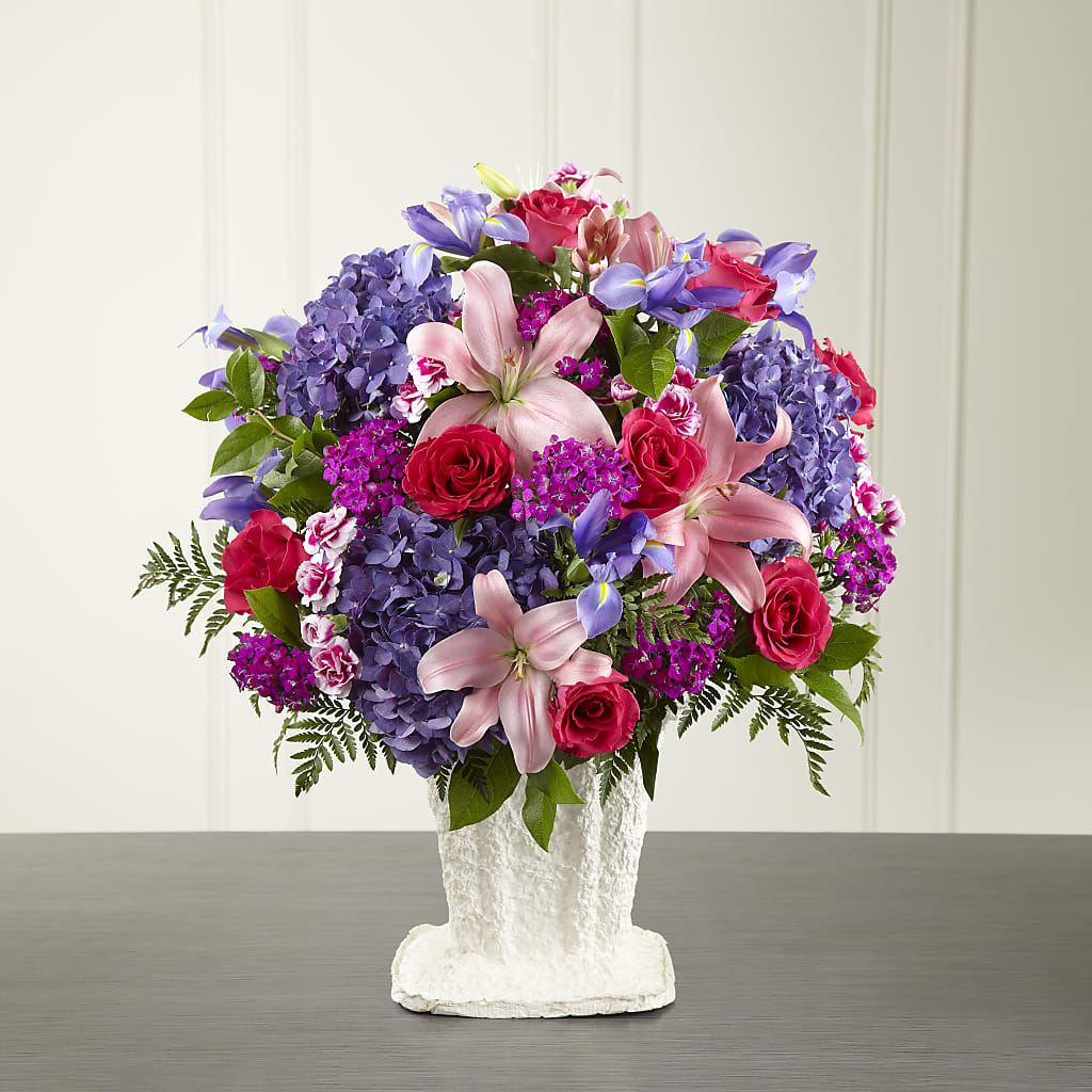 We Fondly Remember Arrangement – WILL & DEE'S FLORIST, Florence AL