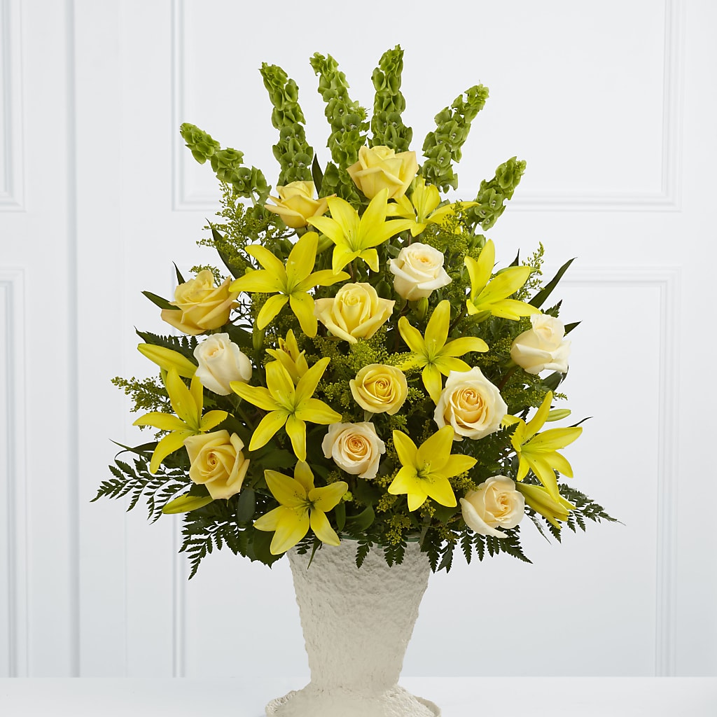 Golden Memories Arrangement – WILL & DEE'S FLORIST, Florence AL