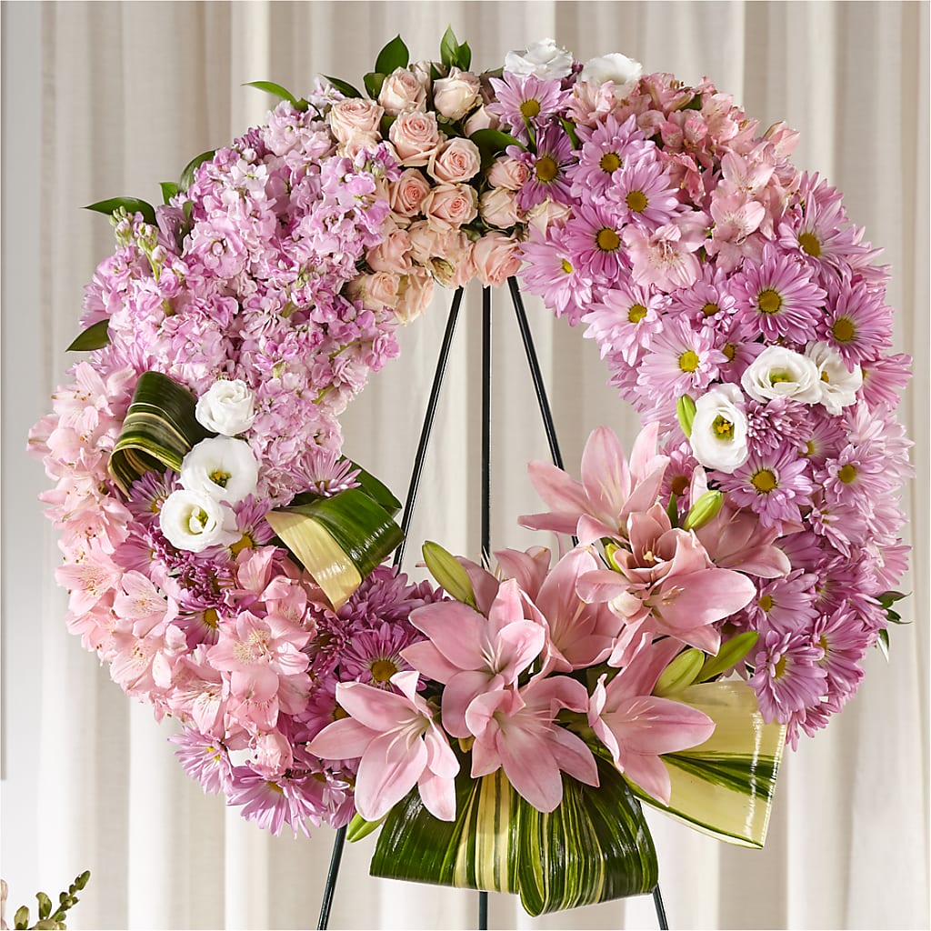 Gift of Warmth Wreath – WILL & DEE'S FLORIST, Florence AL