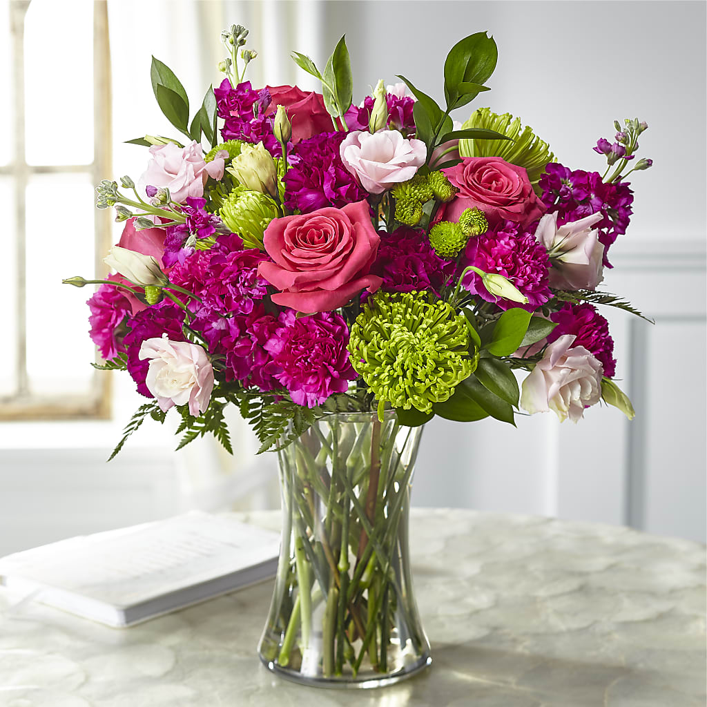 Everlasting Embrace Bouquet – WILL & DEE'S FLORIST, Florence AL