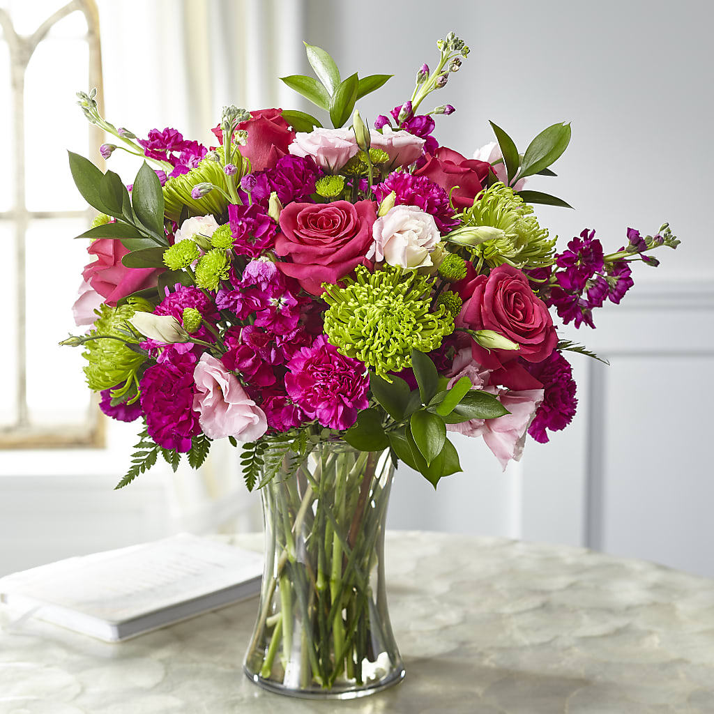 Everlasting Embrace Bouquet – WILL & DEE'S FLORIST, Florence AL