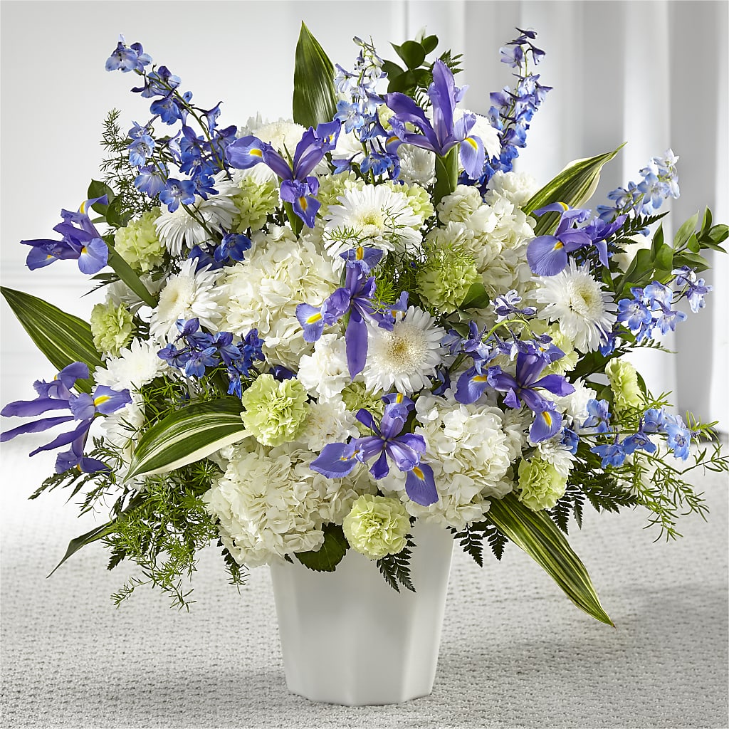 Soft Serenity Floor Basket – WILL & DEE'S FLORIST, Florence AL