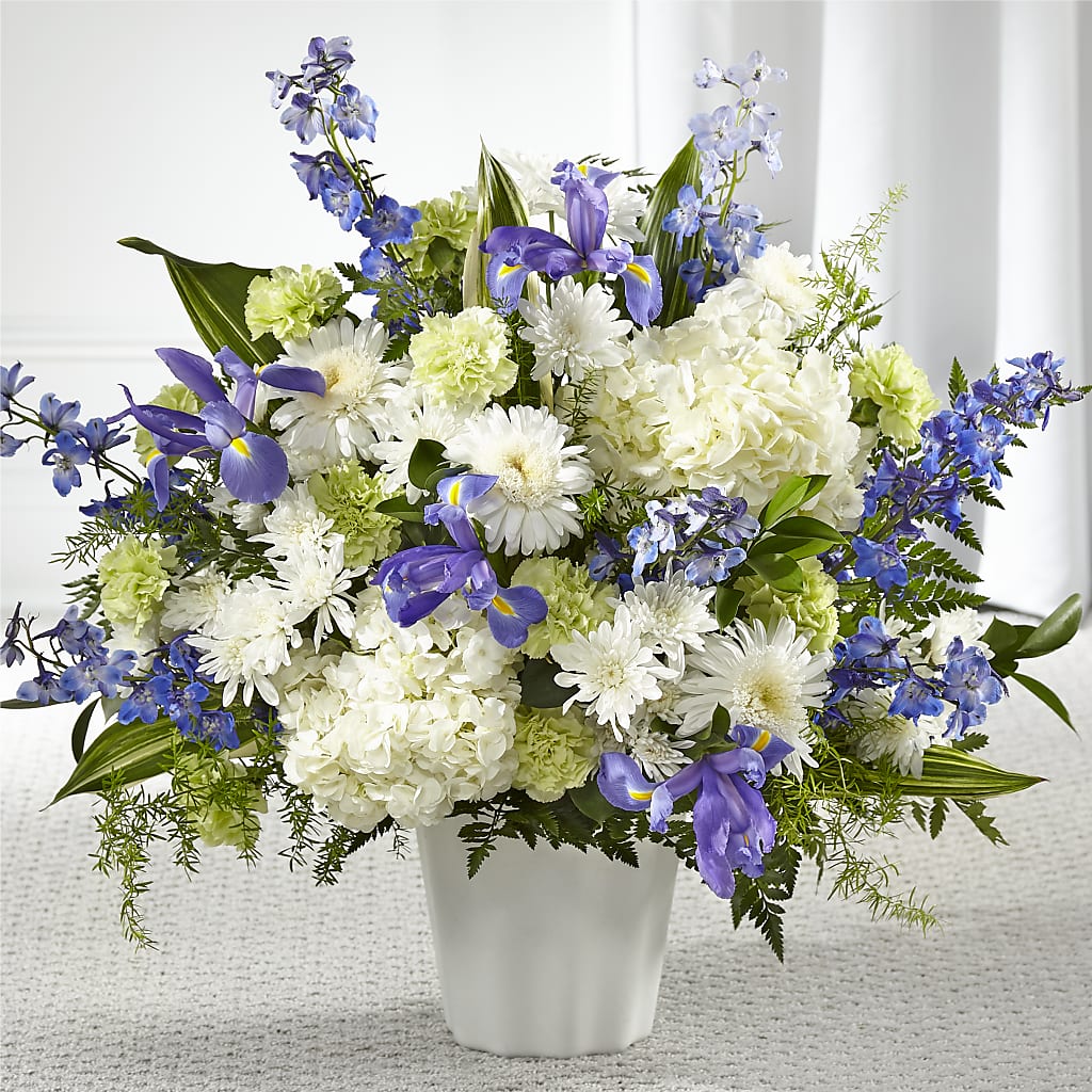 Soft Serenity Floor Basket – WILL & DEE'S FLORIST, Florence AL