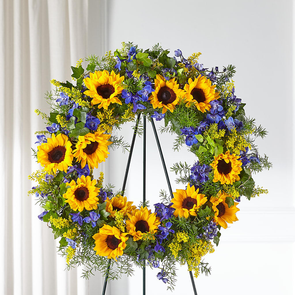 Bright Rays Wreath – WILL & DEE'S FLORIST, Florence AL