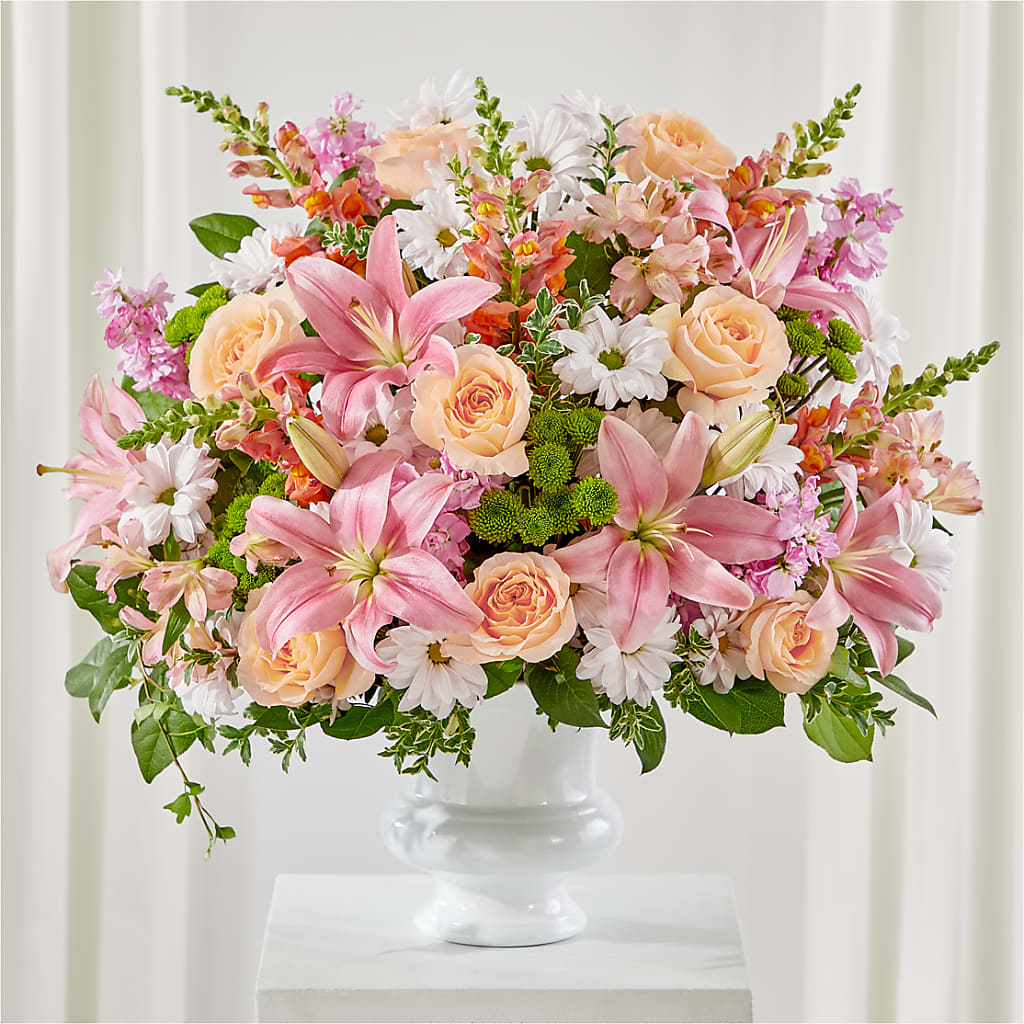 Heartfelt Gesture Urn Arrangement – WILL & DEE'S FLORIST, Florence AL