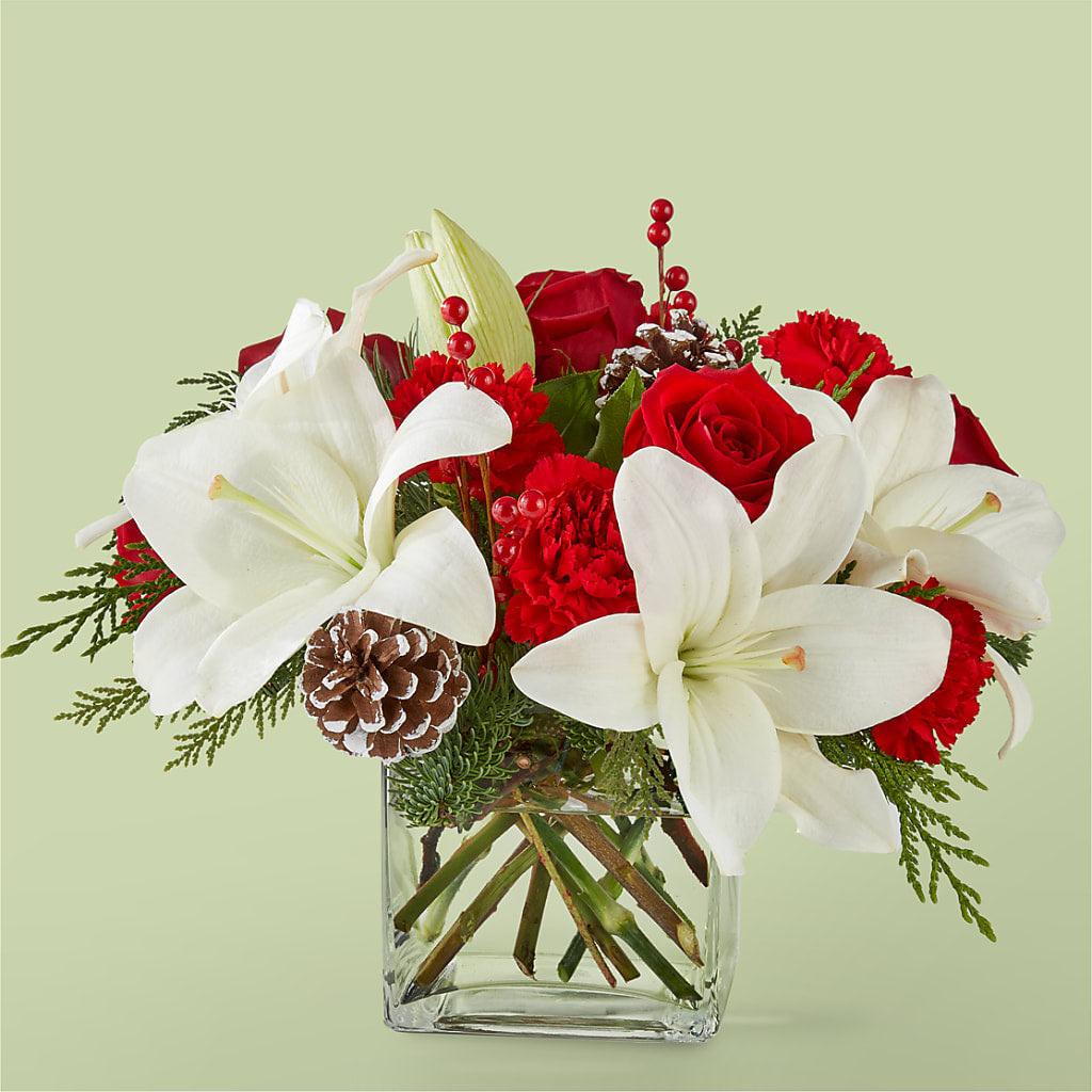Glistening Icicles Bouquet – WILL & DEE'S FLORIST, Florence AL