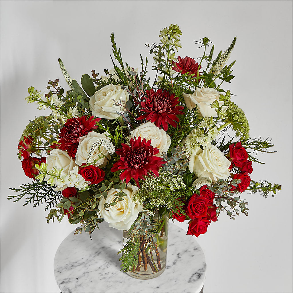 Favorite Traditions Bouquet – WILL & DEE'S FLORIST, Florence AL