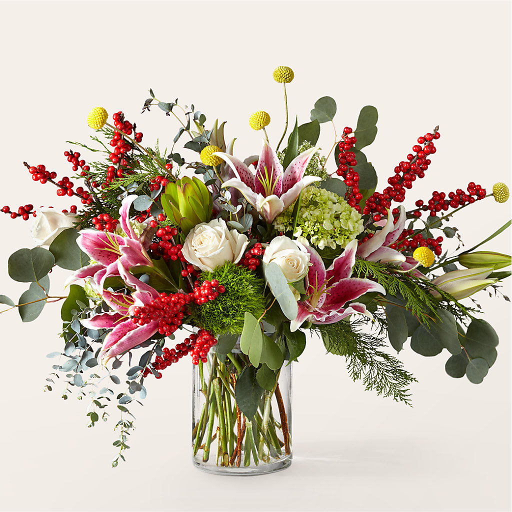 Berry & Bright Bouquet – WILL & DEE'S FLORIST, Florence AL