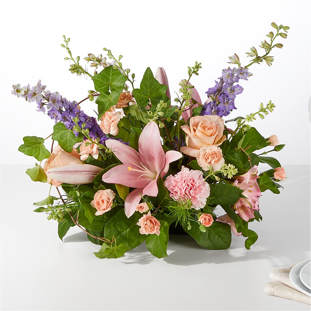 Blossom Time Centerpiece – WILL & DEE'S FLORIST, Florence AL