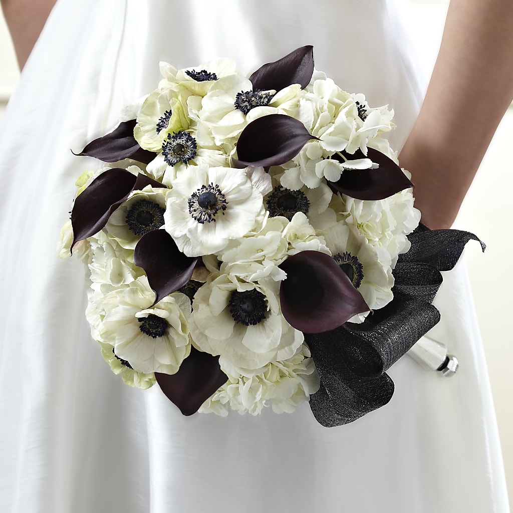 To Have and To Hold Bouquet – WILL & DEE'S FLORIST, Florence AL