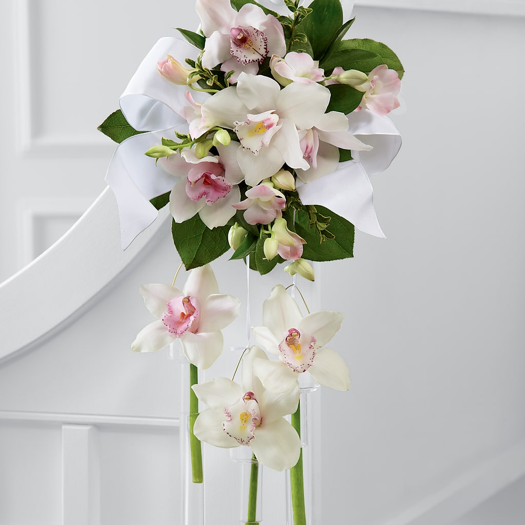 Perfect Entrance Pew Arrangement – WILL & DEE'S FLORIST, Florence AL