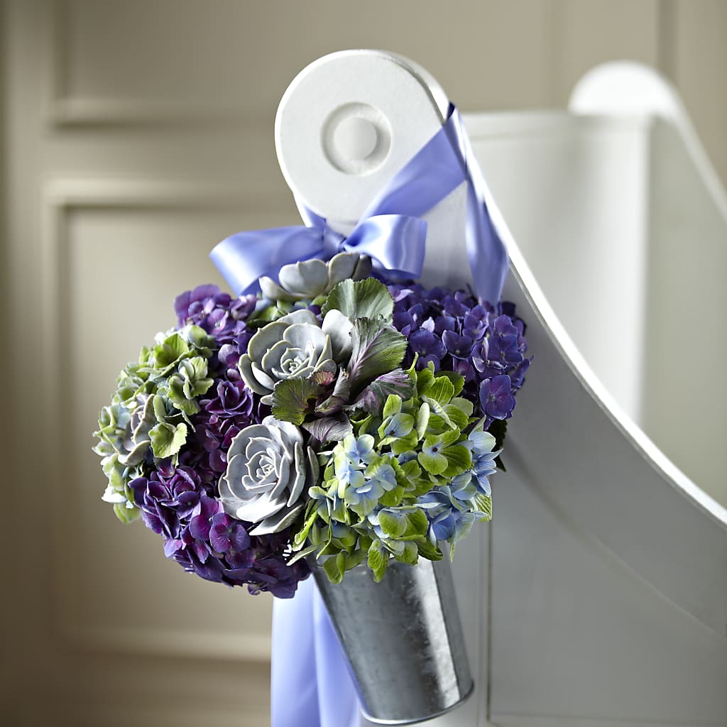 Declaration Pew Décor – WILL & DEE'S FLORIST, Florence AL