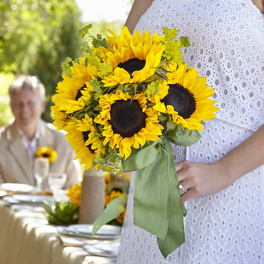 Free Spirit Bouquet – WILL & DEE'S FLORIST, Florence AL