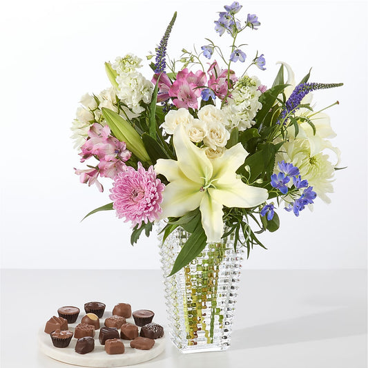 Winter Celebration Bouquet – WILL & DEE'S FLORIST, Florence AL