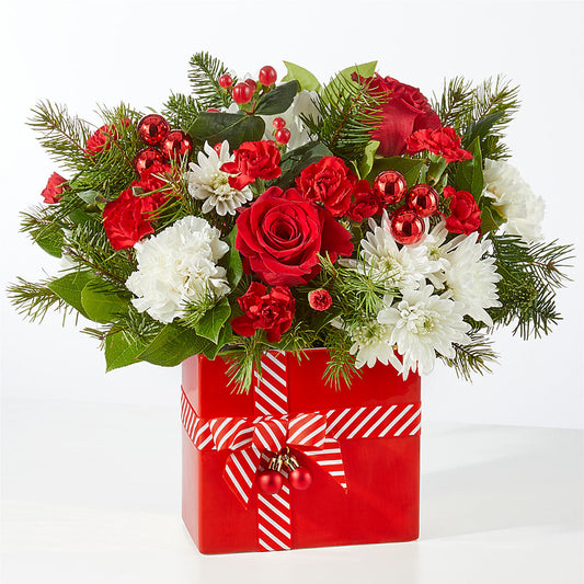 Presents Under the Tree Bouquet – WILL & DEE'S FLORIST, Florence AL