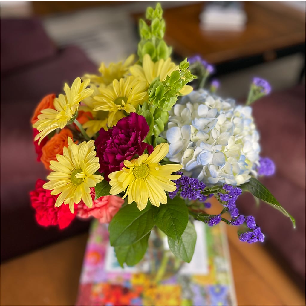 Summer Spectra - A Florist Original – WILL & DEE'S FLORIST, Florence AL