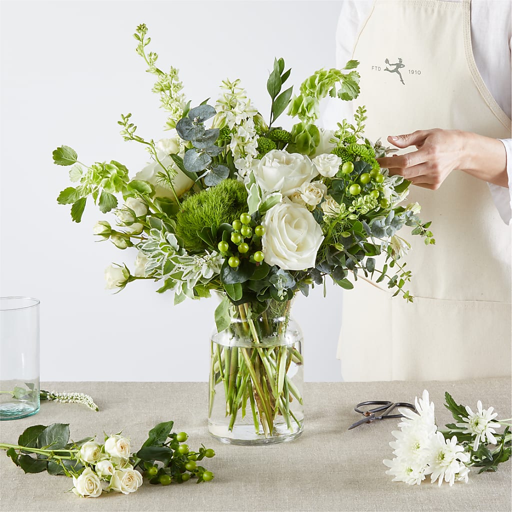 Irish Garden - A Florist Original – WILL & DEE'S FLORIST, Florence AL