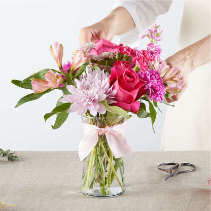 Pink Ribbon - A Florist Original – WILL & DEE'S FLORIST, Florence AL