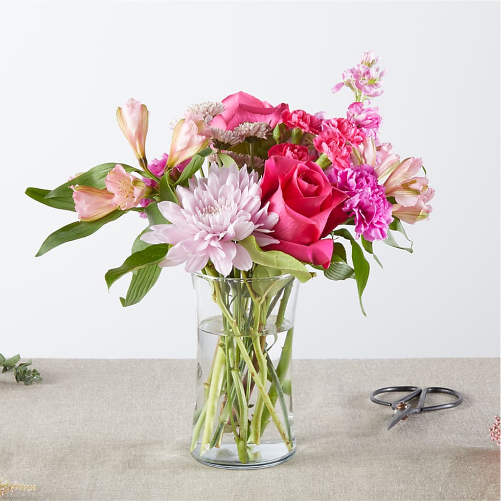 Pink Ribbon - A Florist Original – WILL & DEE'S FLORIST, Florence AL