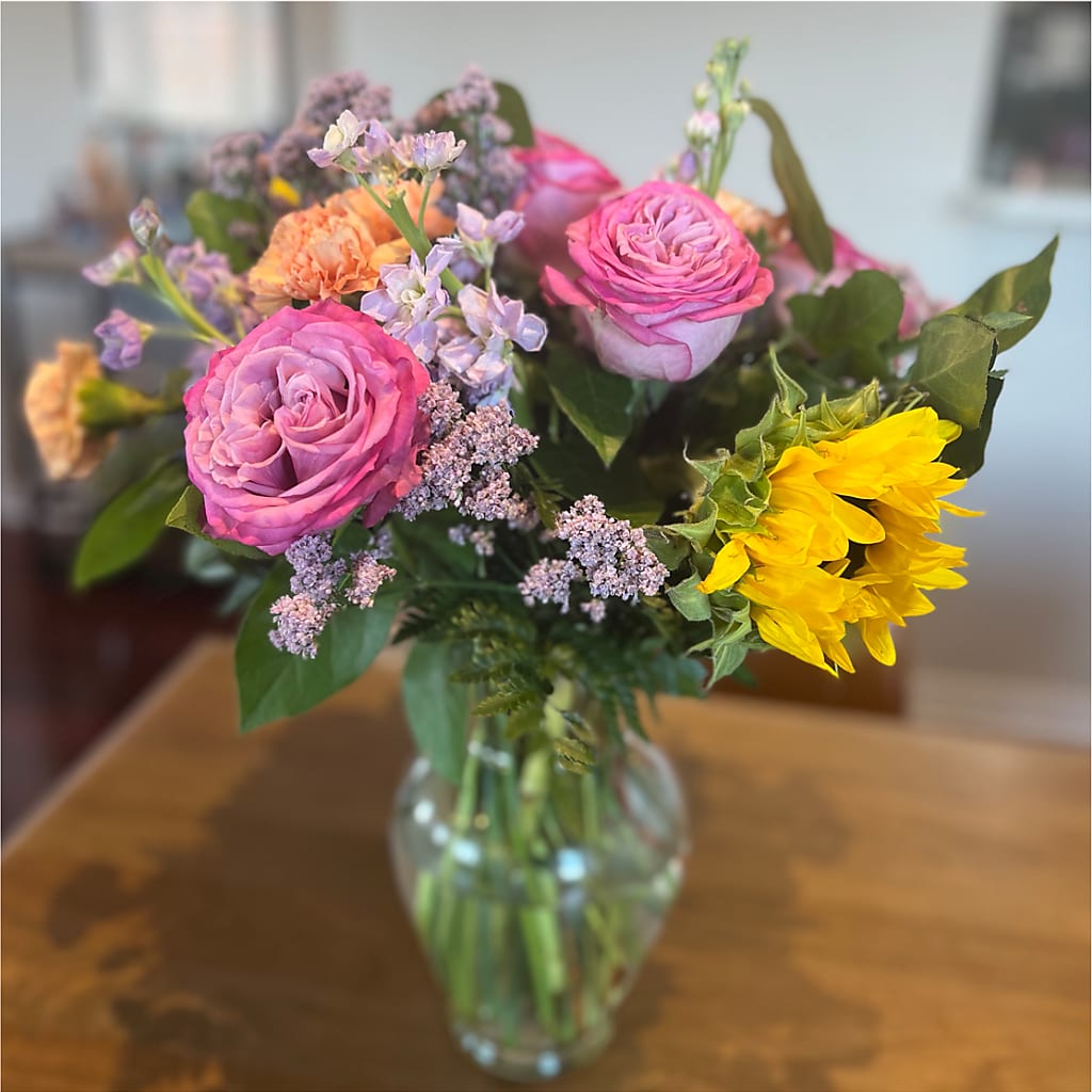 Yellow Brick Road Bouquet – WILL & DEE'S FLORIST, Florence AL