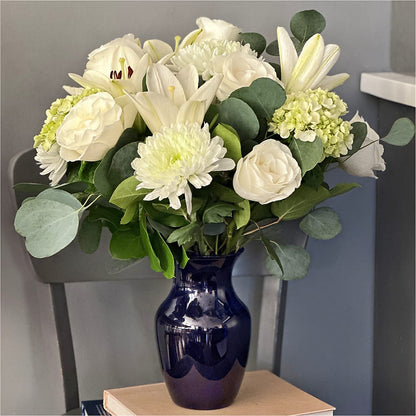 Snowy Dreams Bouquet – WILL & DEE'S FLORIST, Florence AL