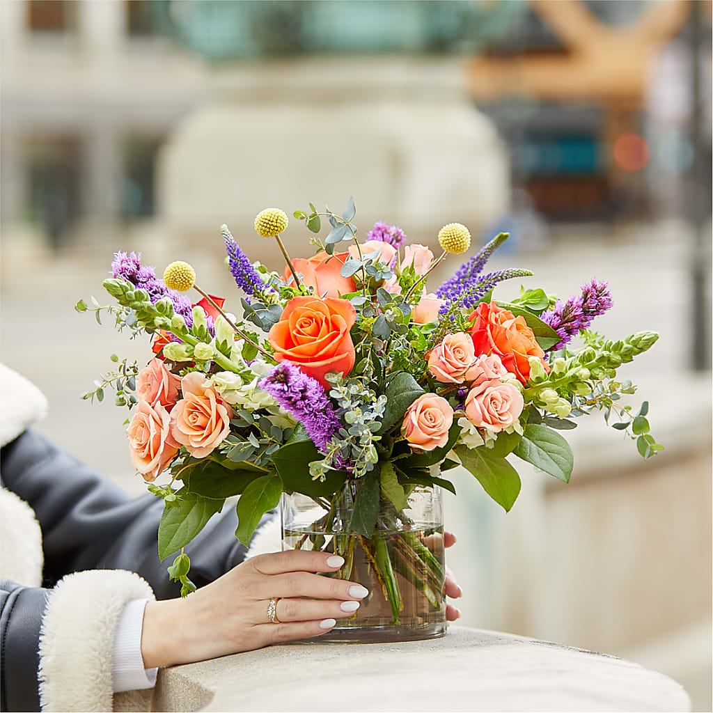 The Standout Bouquet – WILL & DEE'S FLORIST, Florence AL