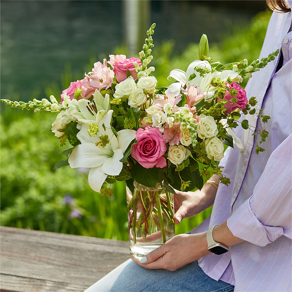 Fondly Bouquet – WILL & DEE'S FLORIST, Florence AL