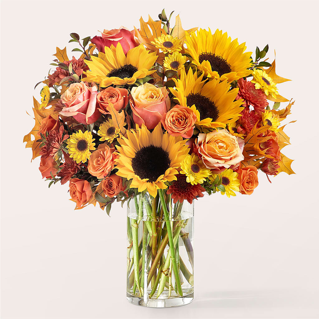 Fluttering Foliage Bouquet – WILL & DEE'S FLORIST, Florence AL