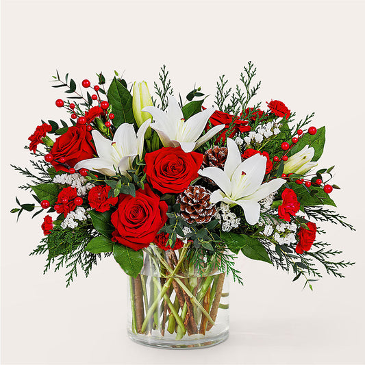Best in Snow Bouquet – WILL & DEE'S FLORIST, Florence AL